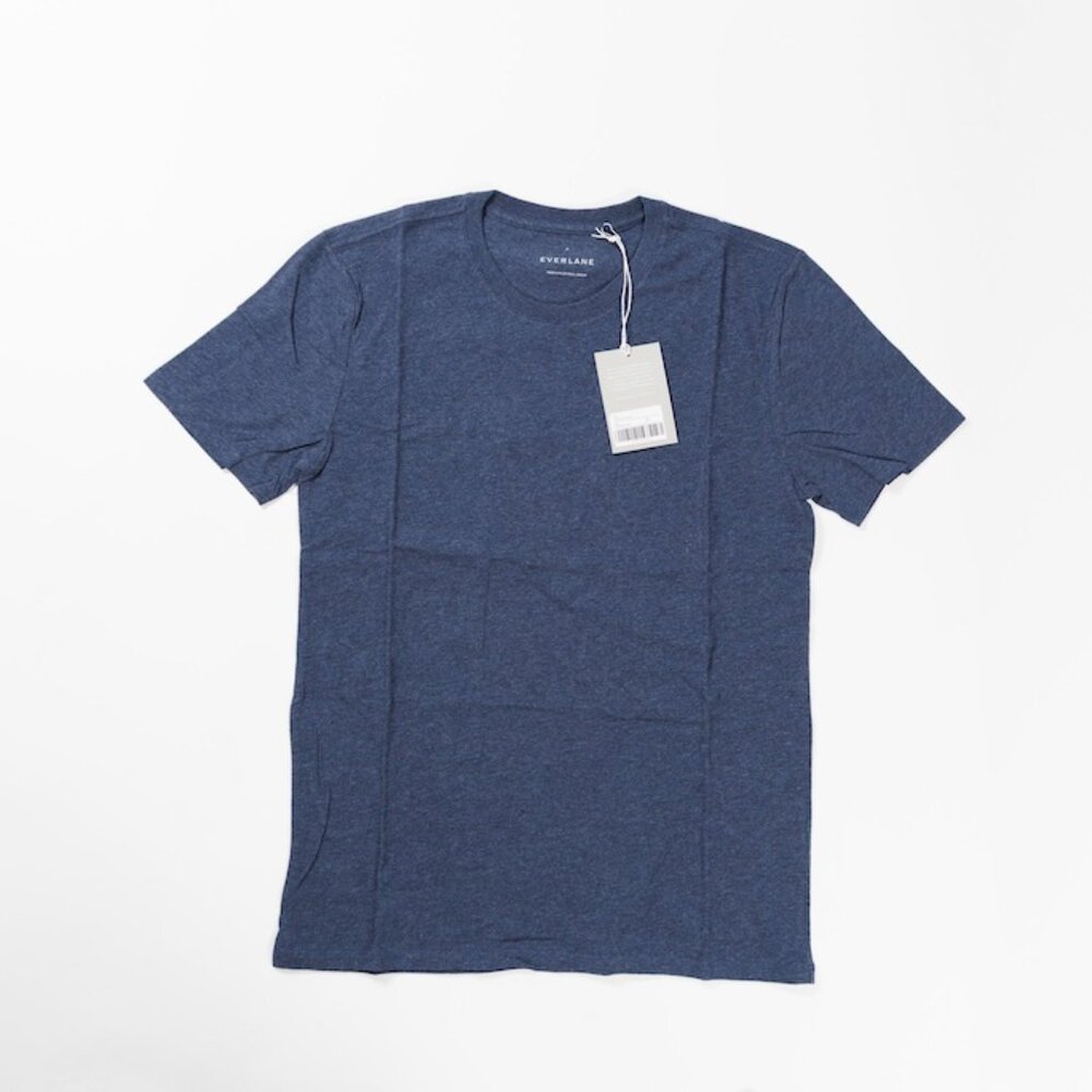 Everlane Men's Blue T-Shirt